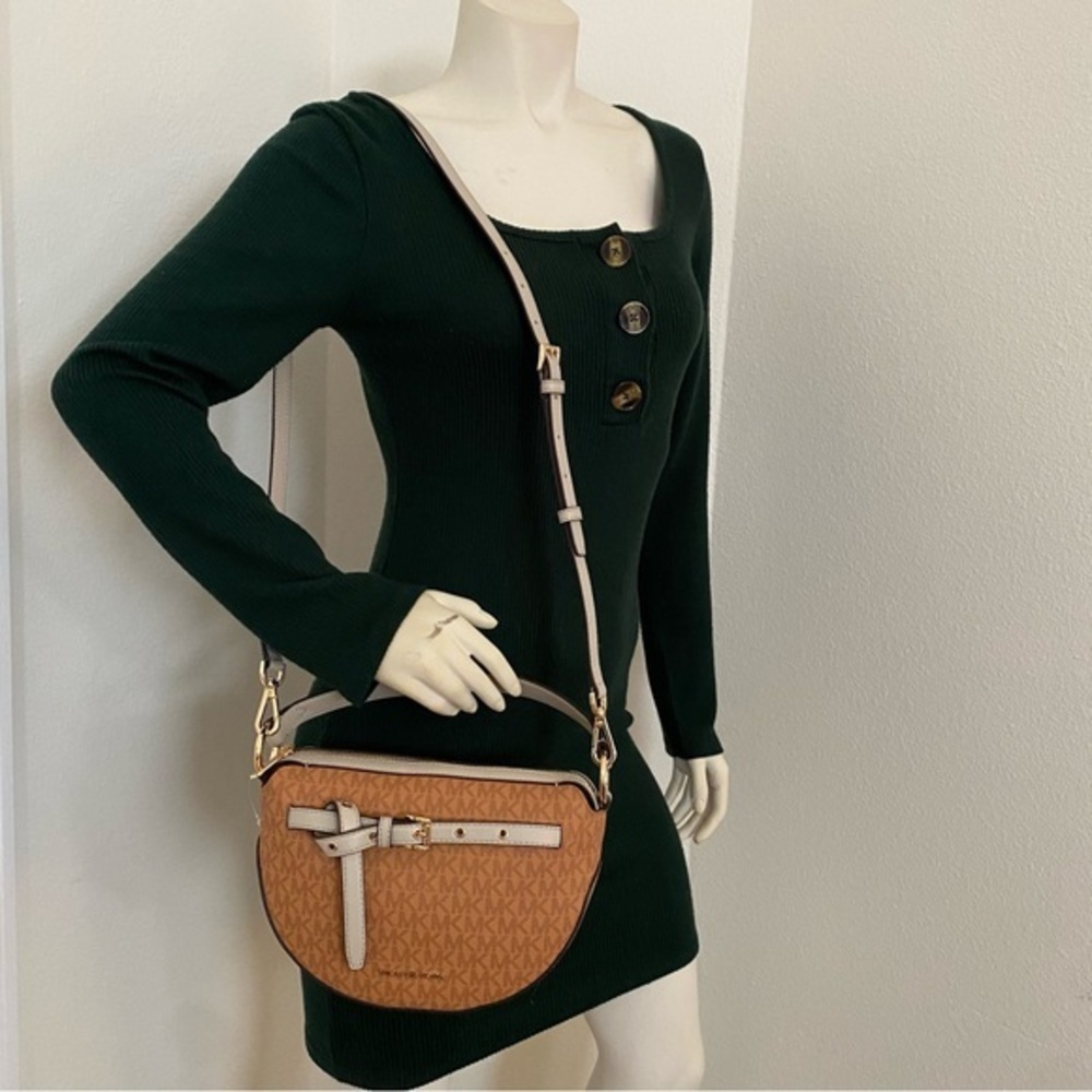 New Michael Kors Emilia Medium Logo Shoulder Bag - Picture 6 of 17